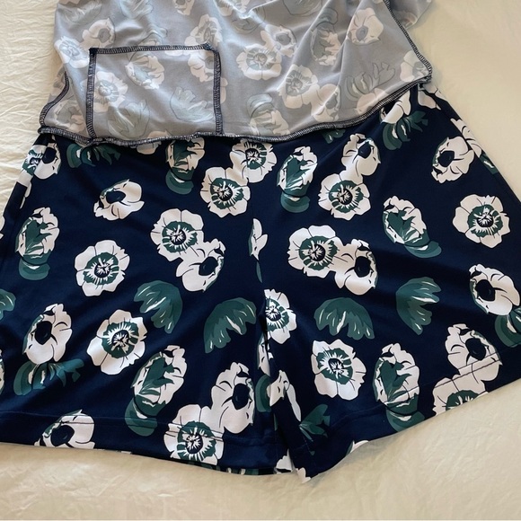 Golftini Night Moves Floral Print Golf Skort, Navy, Size “S” - Picture 8 of 12